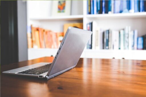 how to screenshot on chromebook