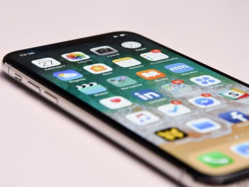 how to unhide apps on iphone