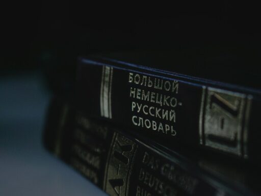 is russian hard to learn