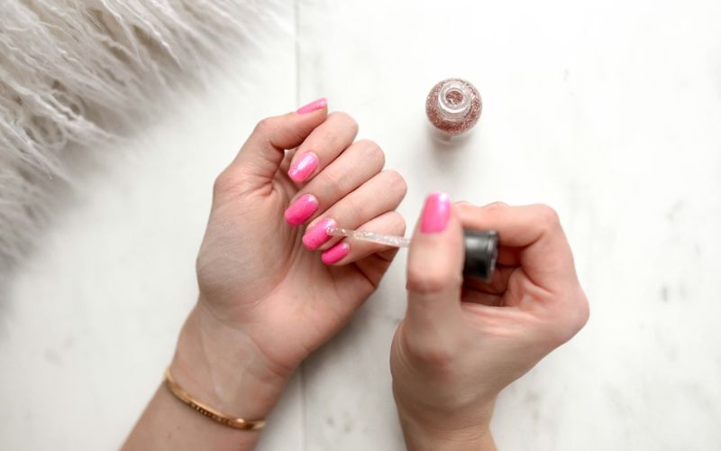 how to remove acrylic nails at home