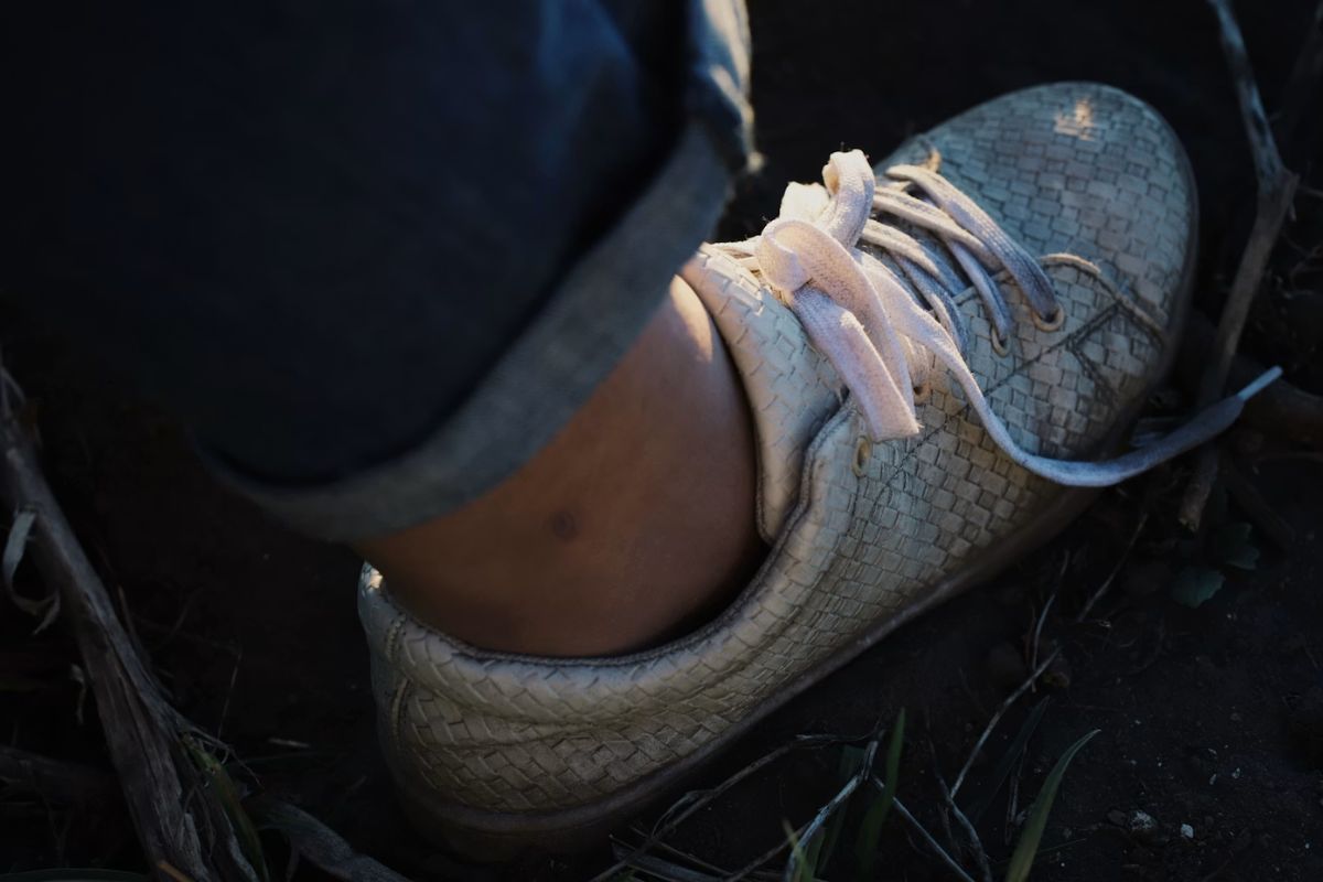 how to stop shoes from blistering
