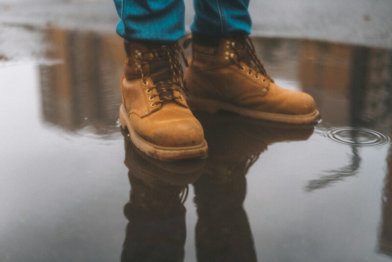 How to waterproof boots correctly