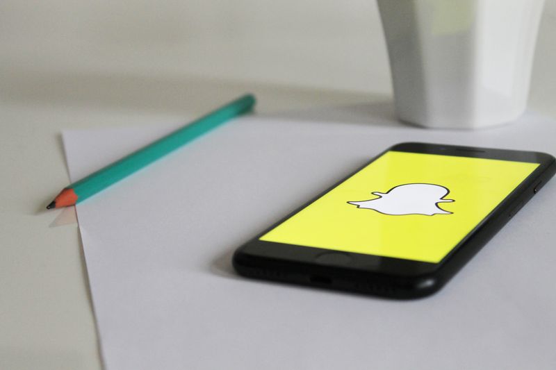 How to turn off the green dot on Snapchat