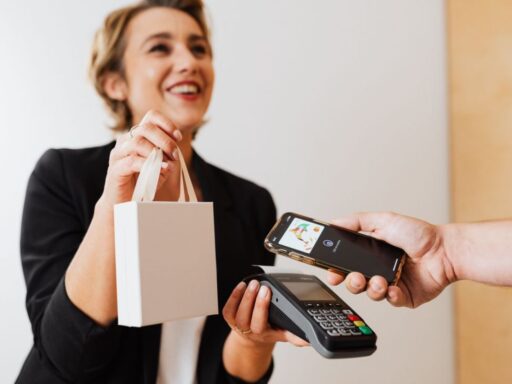 does walmart take apple pay
