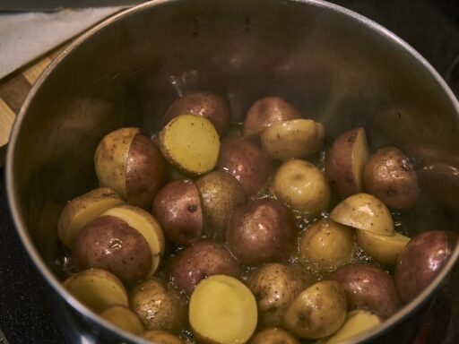 how long to boil potatoes