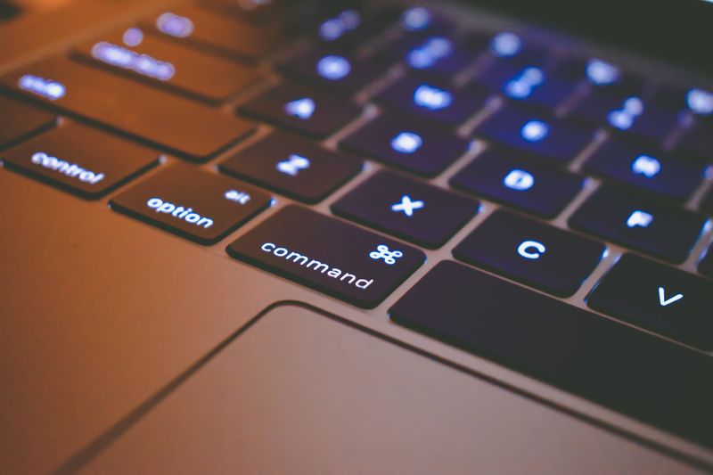 how to clean keyboard without removing keys