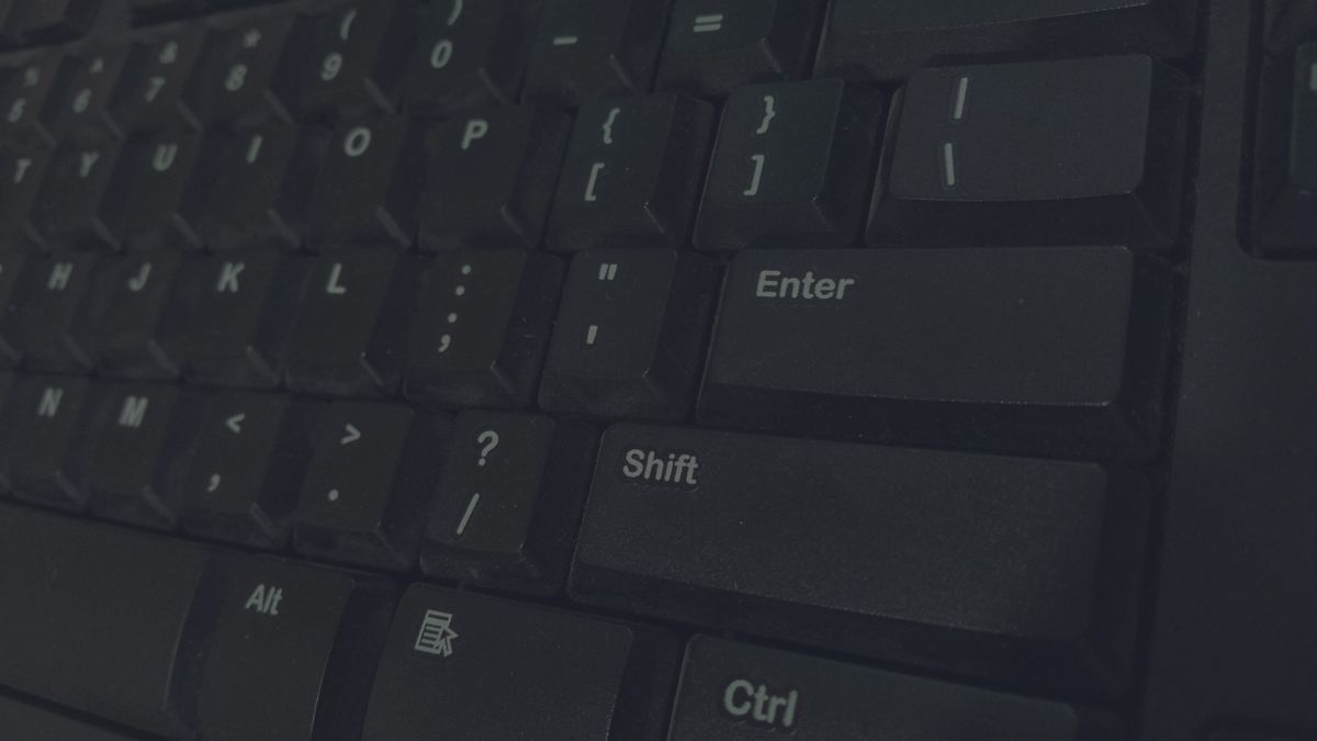 how to clean keyboard keys