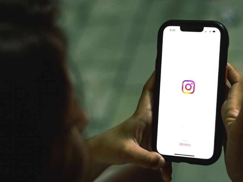 how to hide your following list on instagram without private account