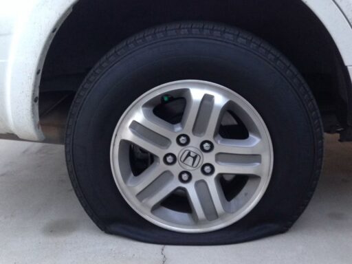how to change a flat tire