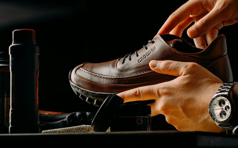 how-to-polish-shoes-full-guide